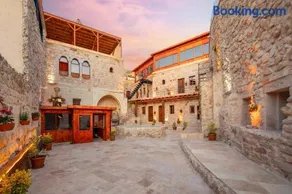 Magna Aurum Cave Hotel - Image 3