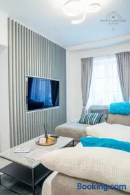 MIMIs Lakeside Apartment - NEWLY RENOVATED - Image 1