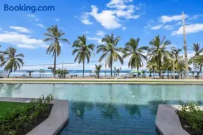 Pacific Point 807- Oceanfront Studio -Rooftop 360- Sunset and Beach Views - Image 3