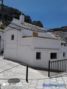 La Casita Tipica - Image 4