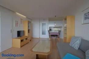 Apartment 515 - Image 3