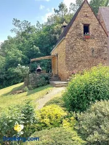 LA GRANGE Gîte à Sarlat avec belle piscine au sel - Image 1