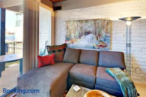 Waterfront Condo - Close to Camp Richardson & Heavenly - Image 2