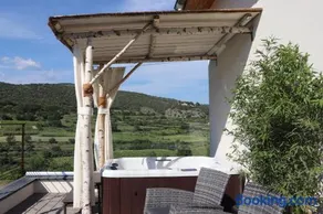 Gite Aigues Vives - Le Patio - Image 1