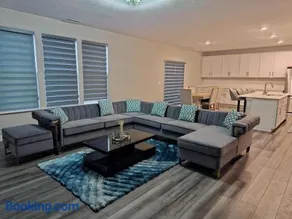 Cozy 5 bedroom and 4 bathroom - Image 5