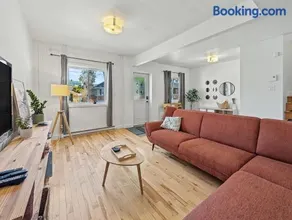 Muray 4BR family home Private Garden 15 mins to Downtown - Image 1