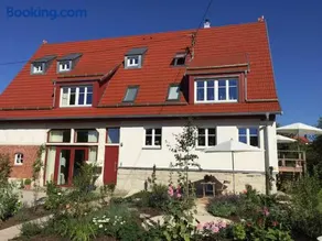 Lerchenhof - Image 1