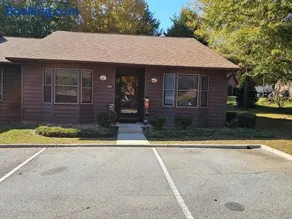 3-bedroom Townhouse near HPU - Image 4