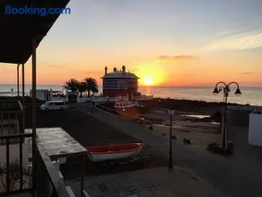 Apartamento El Muelle - Image 1