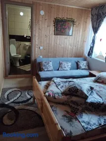 Cabana Dănuțza - Image 2