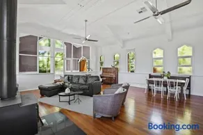 The Church Retreat - Boutique Accommodation. - Image 5