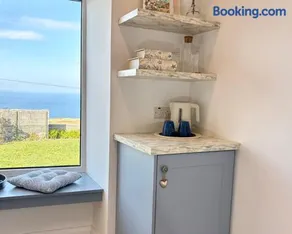 Ocean View Guestrooms - Image 5
