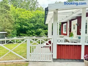 Charming little Swedish cottage in the Big Woods - Image 3
