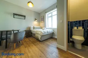 The Willow - Studio 11 - Image 1