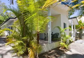 Breakaway • Central Studio for 4 • Beach • Pool - Image 3