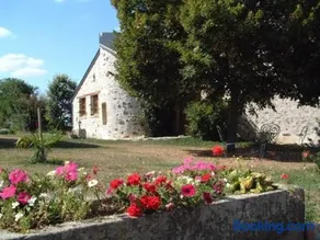 Gîte de charme rénové avec jardin, vélos et activités près de la Sarthe - FR-1-410-191 - Image 2