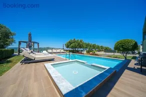 Mythic Olive villa - Heated Pool - Amazing view - Image 3