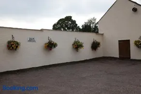 Weir Mill Farm - Image 2