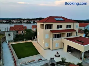 Pekasovi Seaview Apartament on a beautiful island Krapanj - Image 1