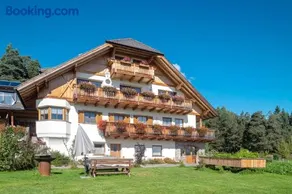 Kardinerhof - Image 1