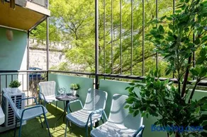 Central - Balcony - Comfy - Green - Image 2