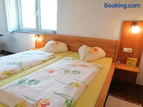 Peterseil's Radl Zimmer - Image 2
