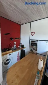 Ravissant T2, Cl 3 étoiles, 3 pers et 1 enf , 3 lits, parking et patio - Image 3