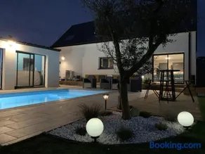 Maison 10 pers en bord de mer avec piscine couverte et chauffée, spa et hamman - Image 2