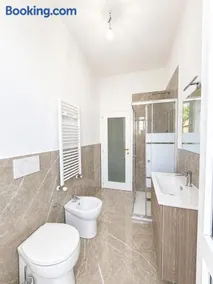 Maliqi Apartments - Image 4