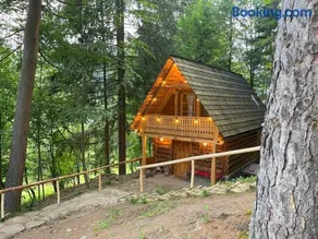 Cosy Mary Chalet - Image 1