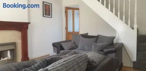 Hillview home from home - Image 3