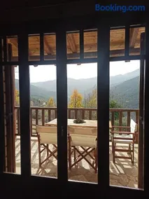 Helmos Mountain Retreat - Image 2