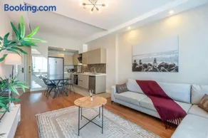 Sirius Snitch Luxury Residence with Pool & Spa - Image 4