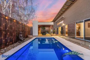 Luxe Haven - Echuca Holiday Homes - Image 2