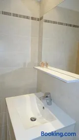 Résidence Marie Diane - Appart Coté Piscine F - Image 3