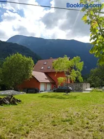 Počitniška hiša Nad Sočo - Image 1