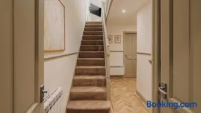 Wansfell Cottage At Windermere Marina Village - Image 2