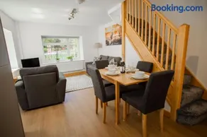 Hazeldene Cottage - Image 2