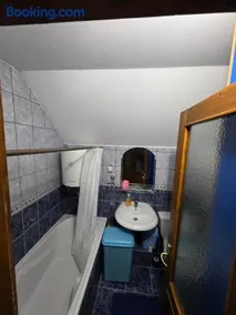 D&D Apartment - Image 5