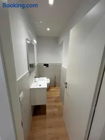 mama house - Image 3