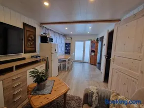 Small house with sauna - Image 2
