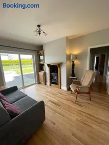 Island Place - Image 1