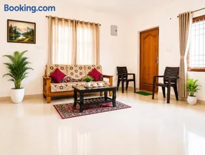 SLS Homestay - Luxury AC Service Apartments 1BHK, 2BHK, 3BHK - Direct Flyover to Alipiri Tirumala Gate - Walk to PS4 Pure Veg Restaurants, Supermarkets - Near to National Highway & Padmavathi Amma Temple - Modular Kitchen, Living room -Free Superfast Wifi - Image 3