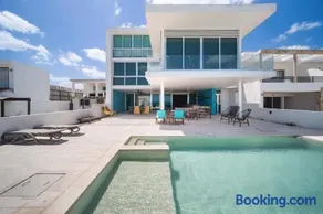Beachfront Upscale House in Telchac - Image 5