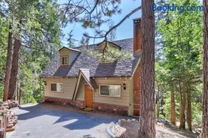 Dancing Bear Chalet - Image 1