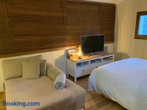 Chambre au calme dans maison avec vue - Image 4