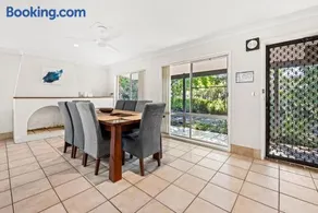 Gone Coastal - Pet Friendly with Swimming Pool - Image 4