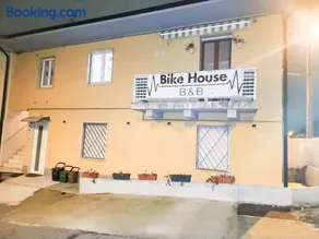 BIKE HOUSE "beach" - Image 4