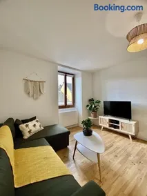 Escapade Boheme - Image 3