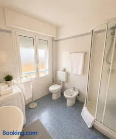 Casa Michela - Big 3 bedroom apartment by AGENZIA COCAL - Image 4